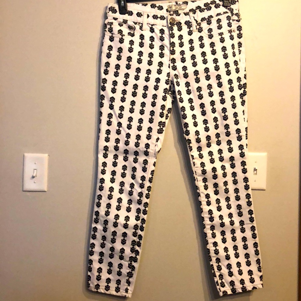 FREE PEOPLE ANKLE PANTS-  CUTE Summer Capris